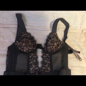 Victoria’s Secret Black lace bustier